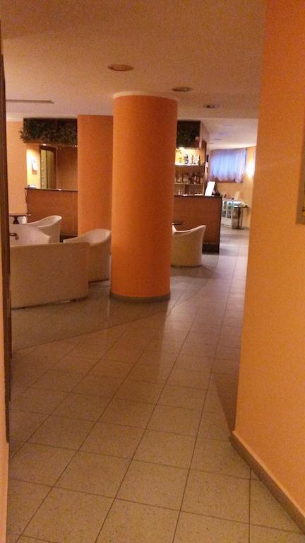 Hotel Naviglio Grande Corsico Zewnętrze zdjęcie